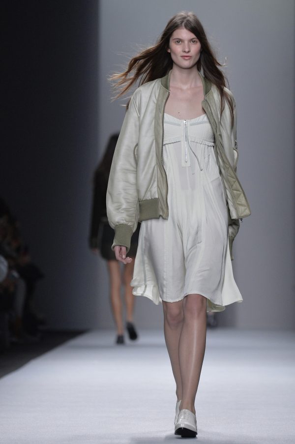 Vanessa Bruno a présenté sa nouvelle collection de prêt-à-porter pendant la Fashion Week de Paris.