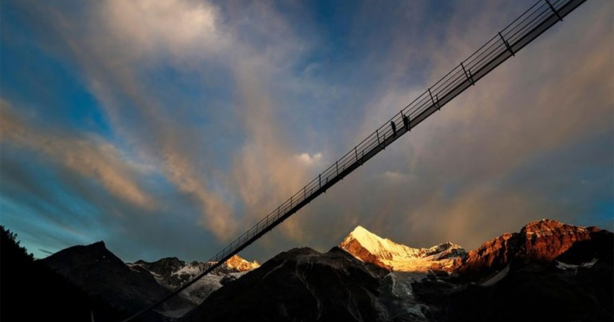 grand pont suspendu suisse anti aging