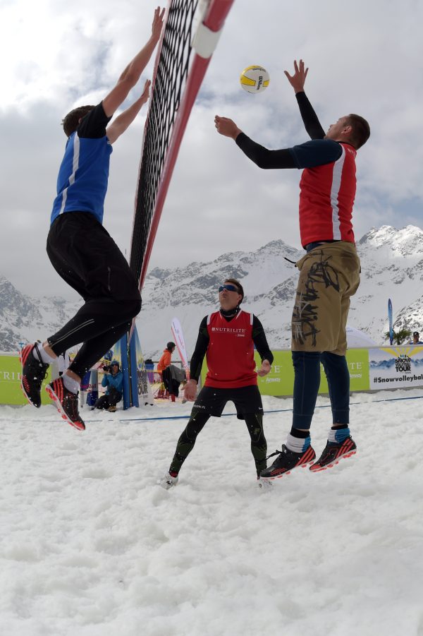 Snow Volleyball Tour 2014