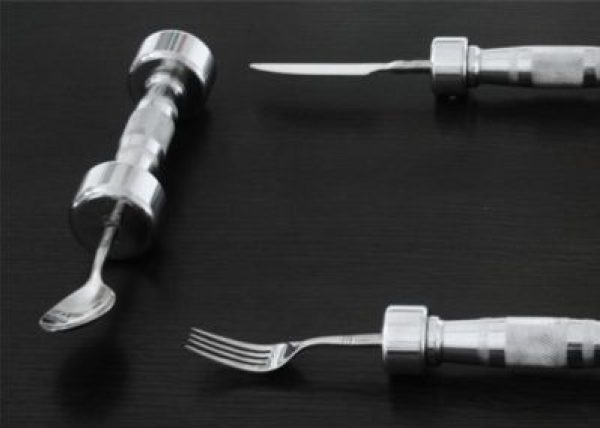 Les couverts Dumb-Bell Cutlery.