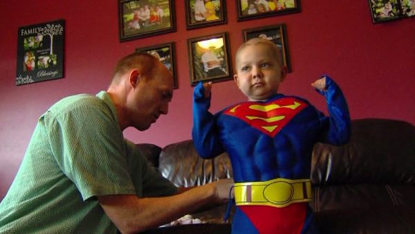 Pour Halloween, Ethan s'est transformé en Superman, son héros.