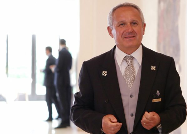 Leonardo Bruscagin, concierge au Four Seasons, Milan.