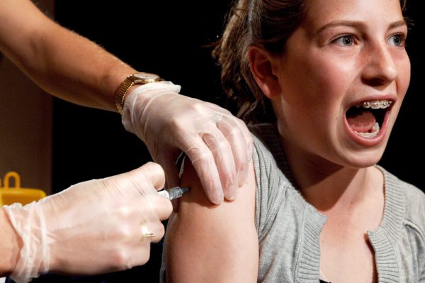 Le vaccin anti-HPV est recommandé en Suisse, comme vaccination de base, pour les filles de 11 à 14 ans. Une recommandation à suivre?