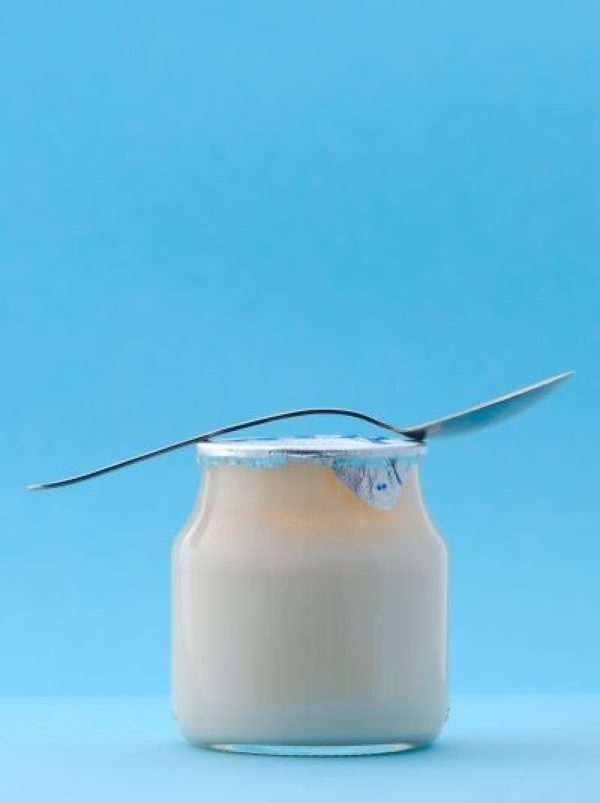 Pendant la grossesse, les produits laitiers allégés sont à bannir, selon une étude américaine.