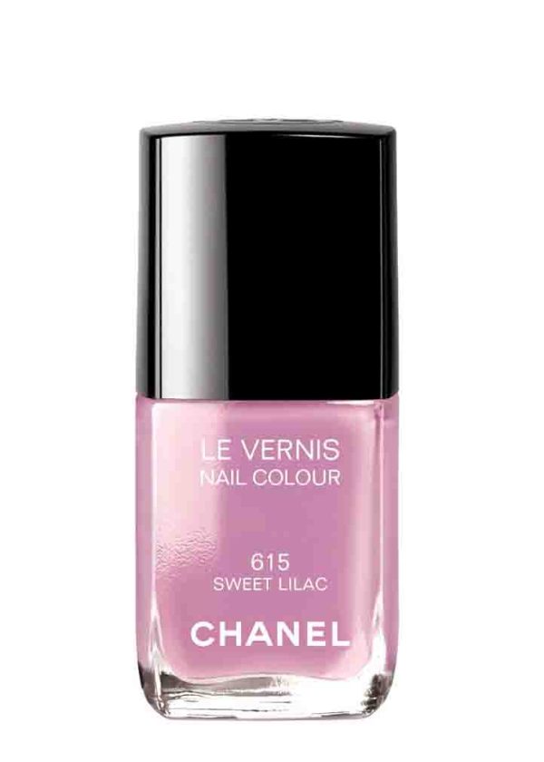 Le vernis, 615 Sweet Lilac, Chanel.
