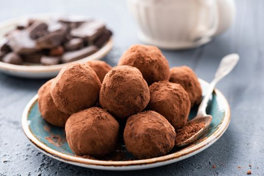 Gastronomie chocolat truffes Noel