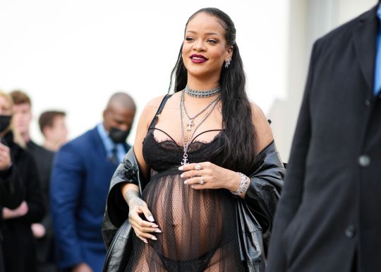 La grossesse de Rihanna casse les codes