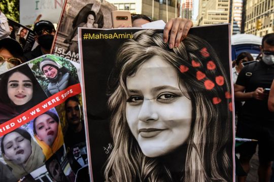 Révolte en Iran: les dates clés depuis la mort de Mahsa Amini