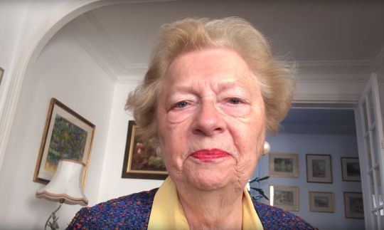 Danielle merian 82 ans feministe engagee youtubeuse
