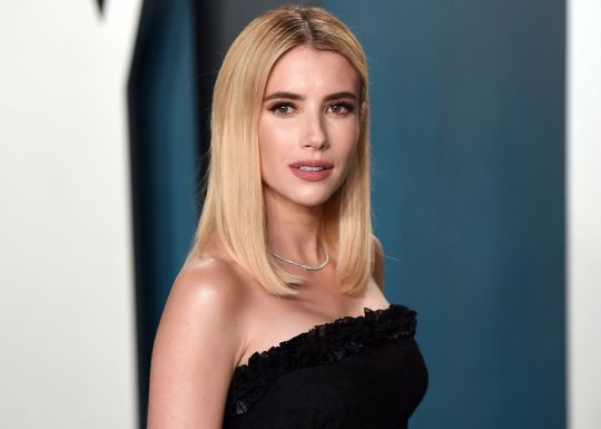 Emma roberts nous redonne le sourire holidate grossesse