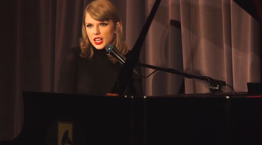 Acoustique: Taylor Swift nous donne la chair de poule