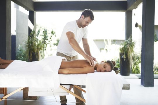 5 massages tendance à s'offrir pour une rentrée en forme