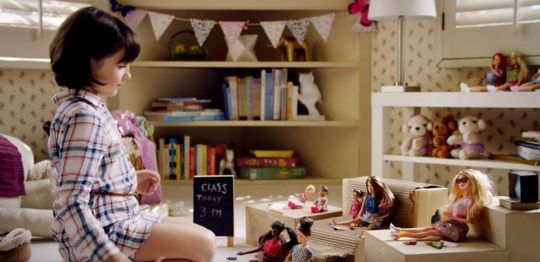 Publicité Barbie: l’intelligence en slogan