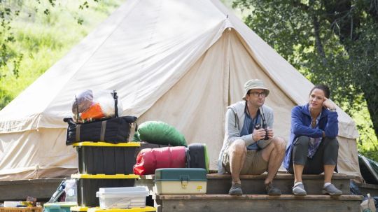 Camping serie jenifer garner lena dunham