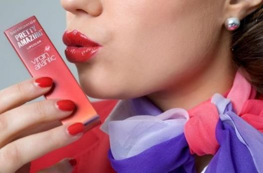 Le rouge à lèvres Virgin Atlantic.