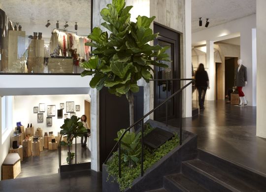 L'intérieur de la nouvelle boutique Isabel Marant, installée au 151, avenue Victor Hugo (Paris 16e).