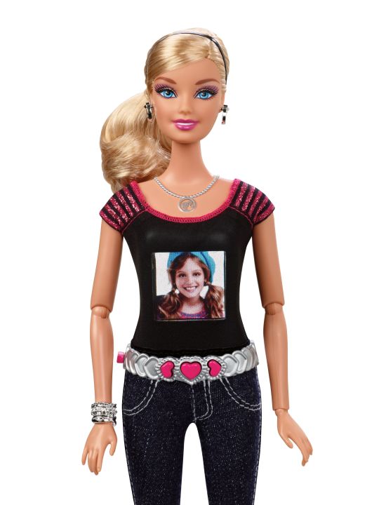 "Barbie Photo Fashion" est la dernière nouveauté high-tech de Mattel pour Noël.