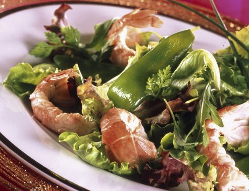 <a href='http://www.femina.ch/ma-cuisine/les-recettes-de-chefs/salade-aux-langoustines-et-poids-gourmands' target='_blank'>Salade aux langoustines et poids gourmands</a>