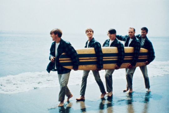 En 1962, les Beach Boys surfaient déjà sur le succès.