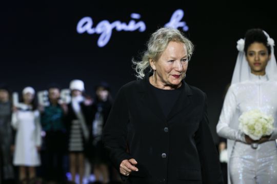 Agnes b stylisme defile creatrice francaise fashion week 0