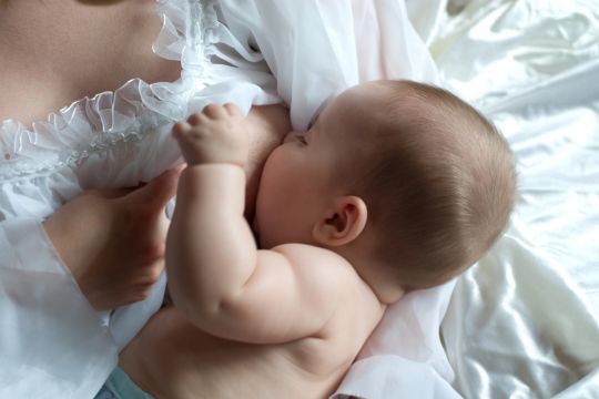 L'allaitement pourrait prévenir la reprise du tabagisme maternel