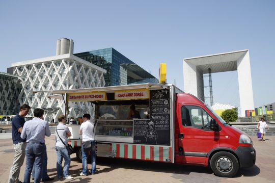 Paris dit oui à des «food trucks» gastronomiques et écolos